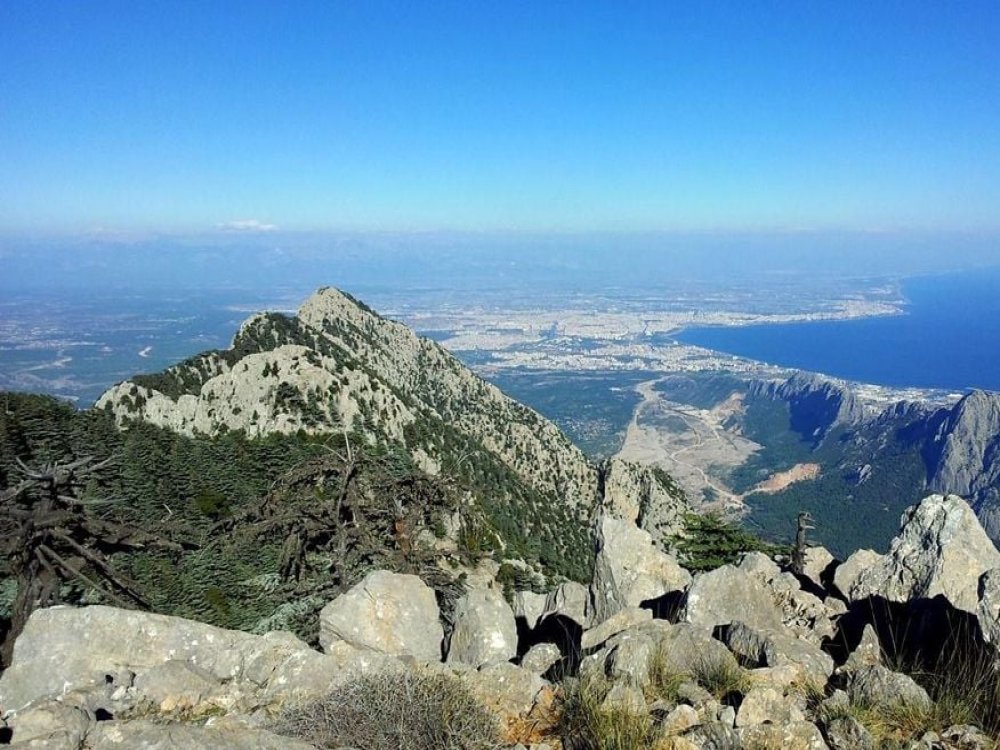 KISA PARKUR KIZLAR DAĞI -KELBESSOS  ANTİK KENTİ (12KM)